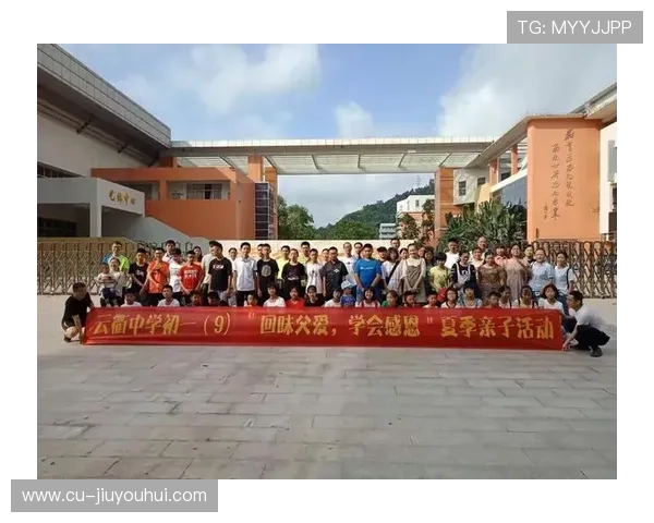 云衢中学足球队最新阵容曝光全员实力解析与赛季展望 云衢中学足球队最新阵容曝光全员实力解析与赛季展望